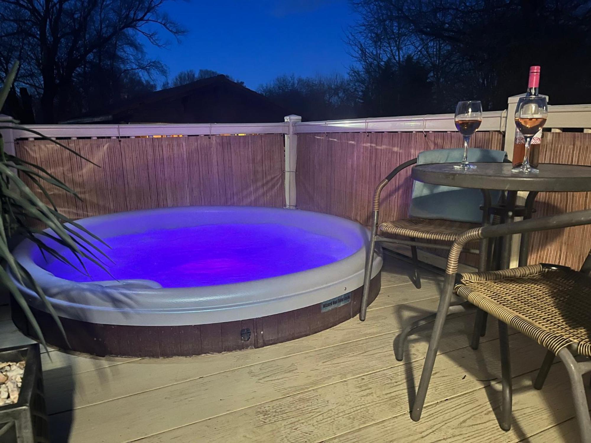 Beautiful 3 Bedroom Caravan With Hot Tub - Tattershall Lakes 外观 照片